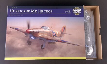 Hurricane Mk IIb Trop 1/48 – zawartość pudełka