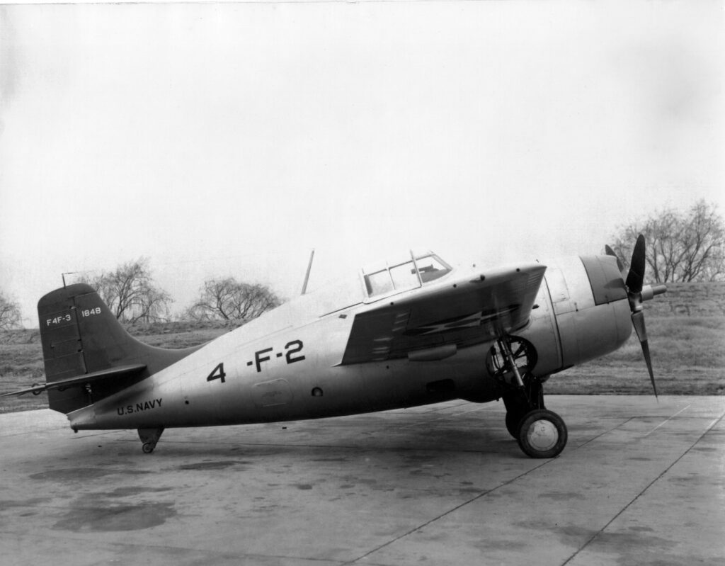 Grumman F4F-3 BuNo 1848 z cechami wczesnej produkcji i pierwotnym wiatrochronem bez wzmocnień