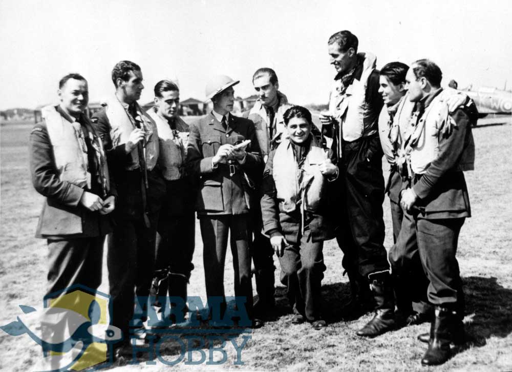 Antoni Głowacki i piloci 501 dywizjonu RAF