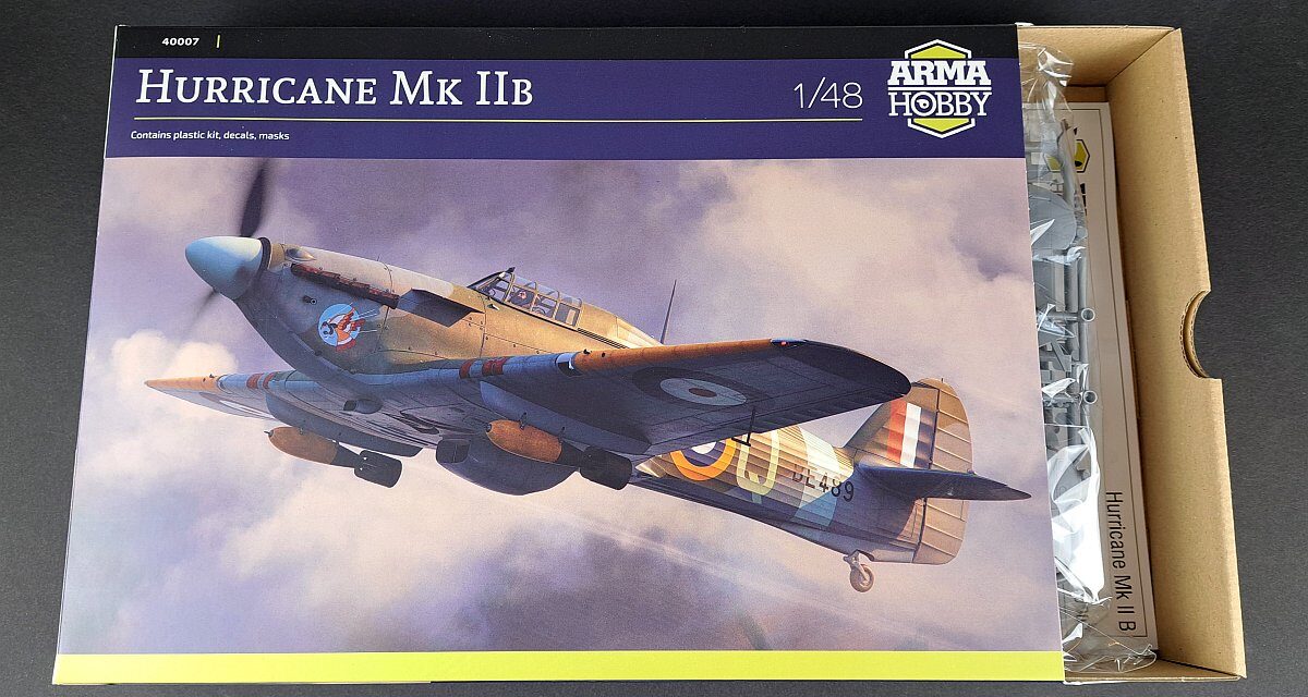 Hurricane Mk IIb 1/48 – zawartość pudełka modelu 40007