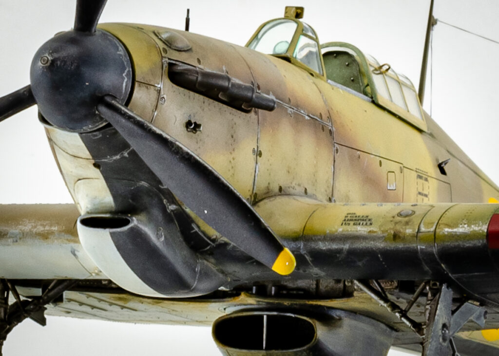Model Hurricane Mk I Trop po pełnym weatheringu i wykończeniu