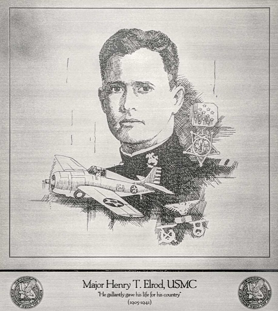 Henry T. Elrod, pilot VMF-211 i bohater obrony Wake Island