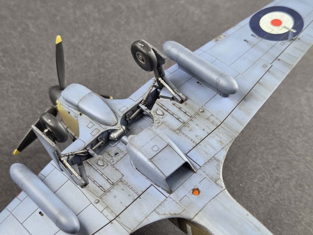 Widok od góry modelu Hurricane Mk IIb trop