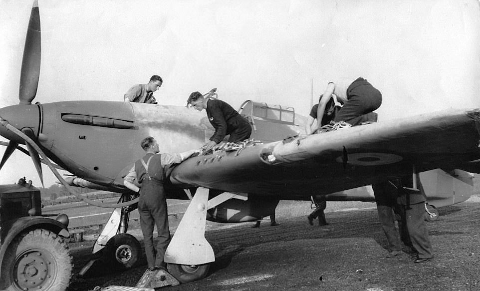 Experimental Hurricane camouflages 1941