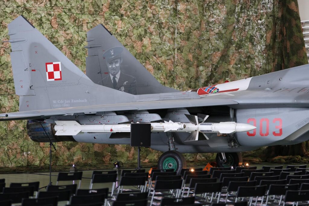 MiG-29 no. 303 dedicated to Jan Zumbach