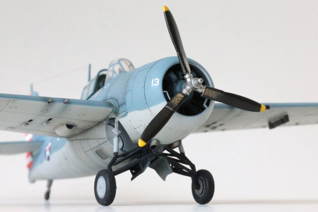 Arma Hobby F4F-3 Wildcat 1/72 – subtle weathering on the model