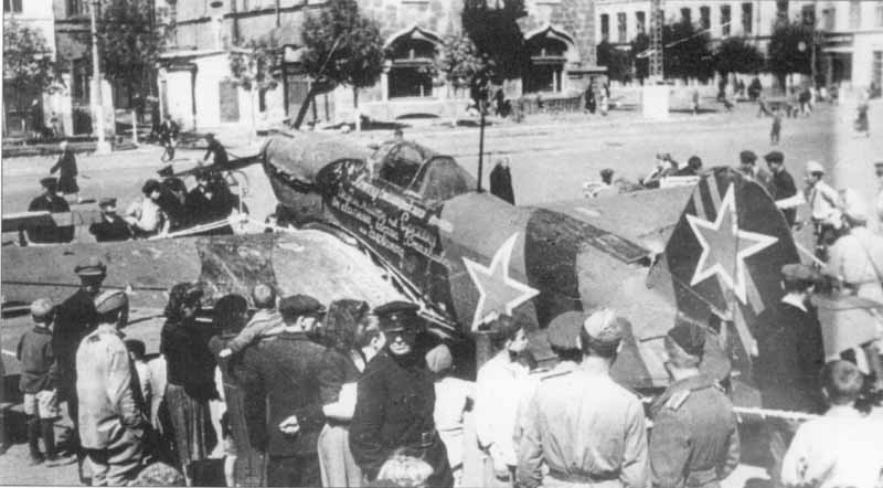 Jak-1b Jeriomina w Saratowie