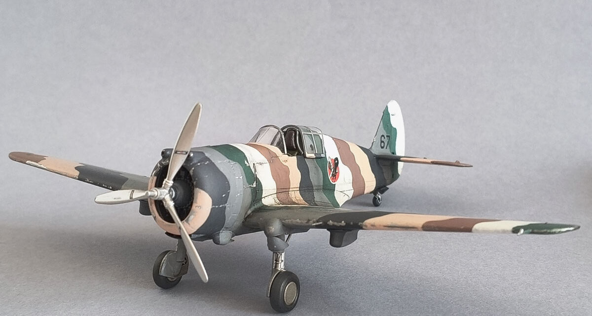 Curtiss P-36C Painted with AK Markers – Experiment