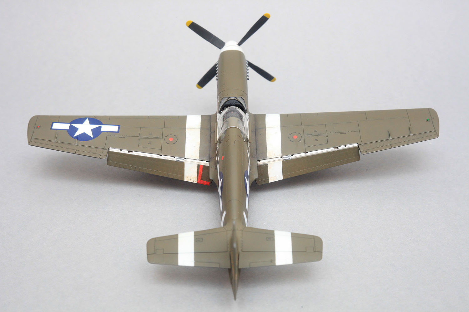 70041 P-51B Mustang™ Sklep modelarski Arma Hobby